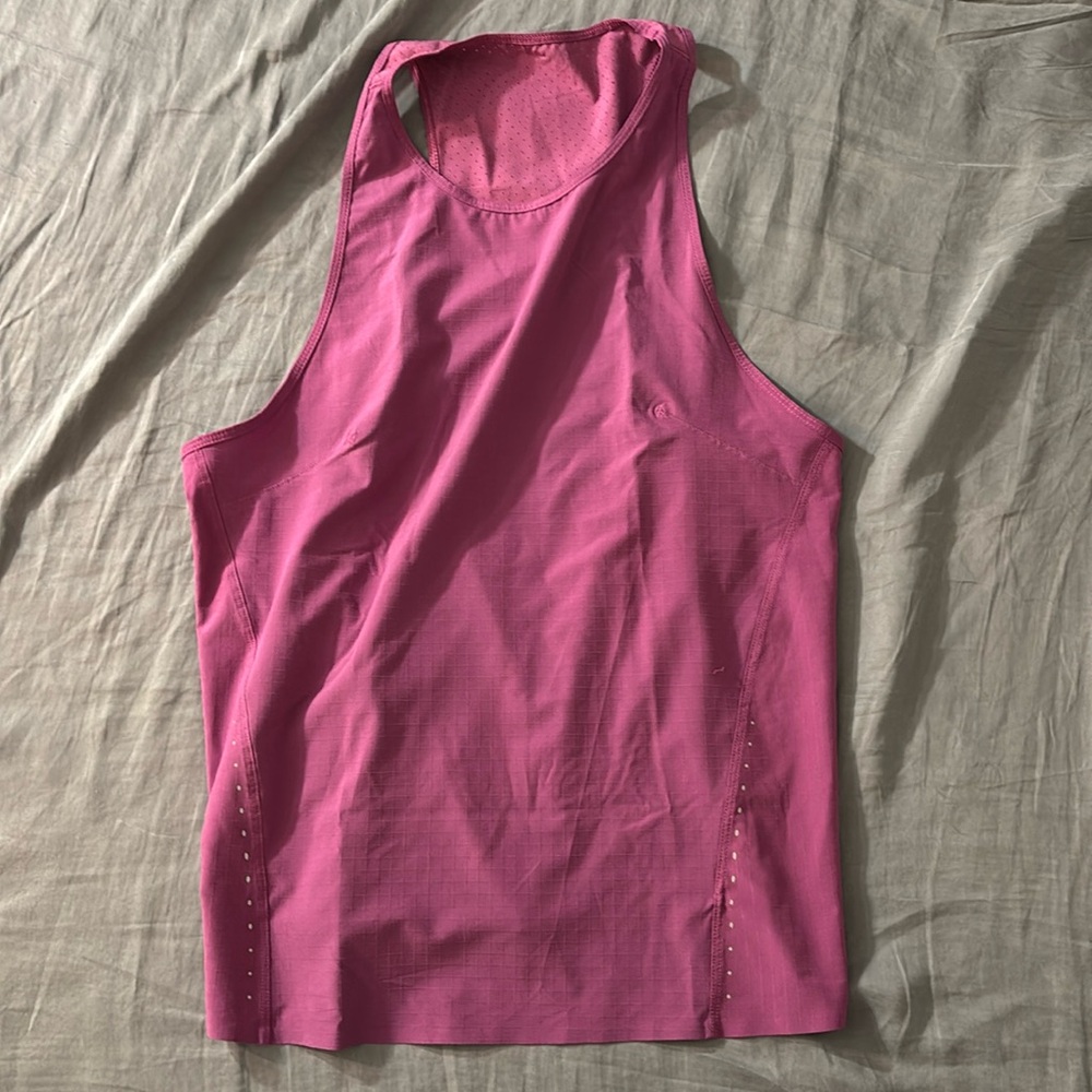 EUC!! - Lululemon Tank Top in Grape Purple - Women’s Size 6 - Great Deal!!